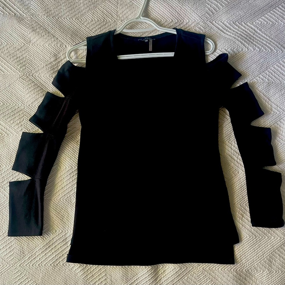 1. STATE Slash Sleeve Cold Shoulder Top